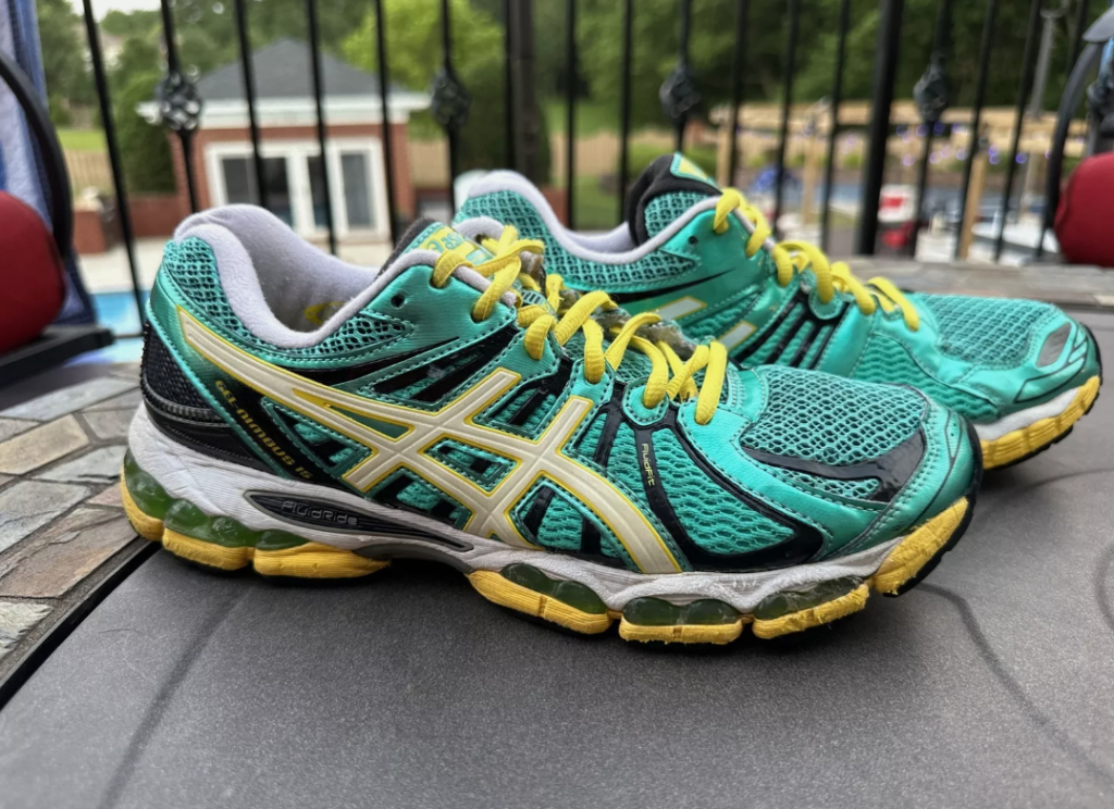 ASICS GEL-NIMBUS 15 running shoes